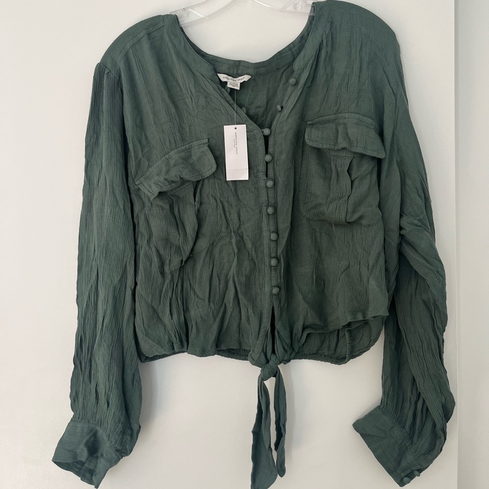 NWT AEO Shirt
